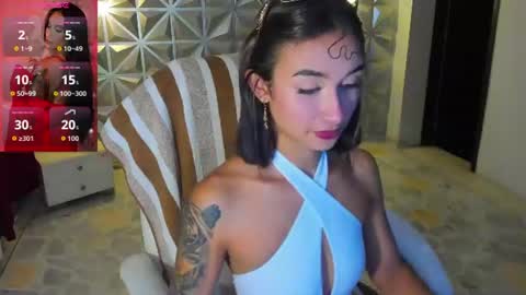Snapshot of hellen_tease chatting on 06.23.26 Hellen online show from 06.23.26