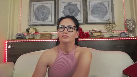 Snapshot of hellendesire chatting on 07.17.26 online show from 07.17.26