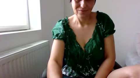 Hellen online show from 11.03.25