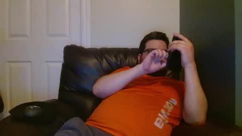 Snapshot of hellflow chatting on 01.14.25 hellflow online show from 01.14.25