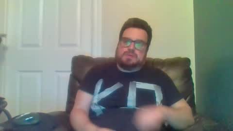 Snapshot of hellflow chatting on 11.27.25 hellflow online show from 11.27.25