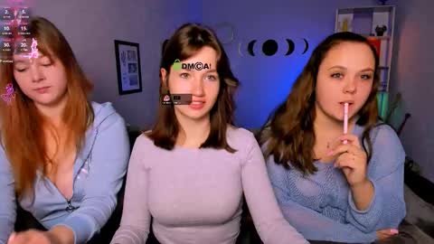 Snapshot of helli_belli chatting on 10.06.25 Helli online show from 10.06.25