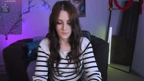 Snapshot of helli_belli chatting on 11.11.25 Helli online show from 11.11.25