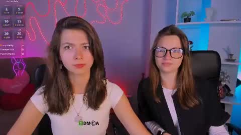 Snapshot of helli_belli chatting on 07.19.26 Helli online show from 07.19.26