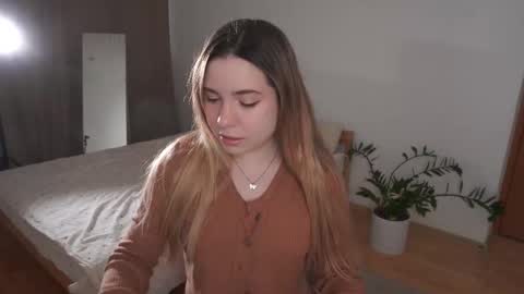 Snapshot of hello_taya chatting on 01.12.26 Taya online show from 01.12.26