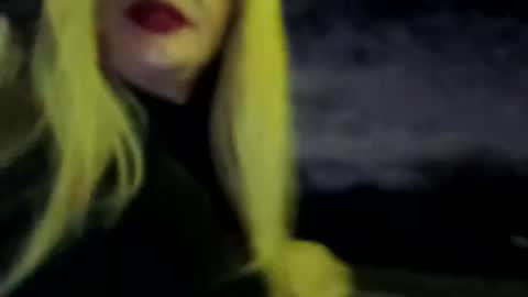 WhoMe online show from 03.02.26