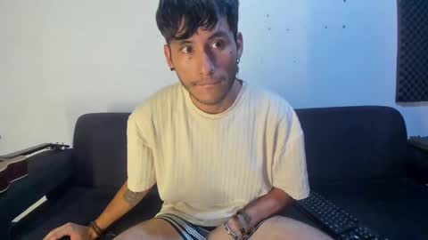 henrik_senn online show from 12.03.24