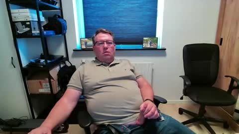 henrikrp1971 online show from 04.08.26
