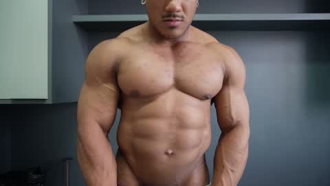 Snapshot of henrimusclee chatting on 02.21.26 Henri online show from 02.21.26