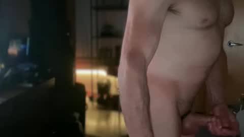 Snapshot of henry4now chatting on 10.05.25 Henry4Now online show from 10.05.25