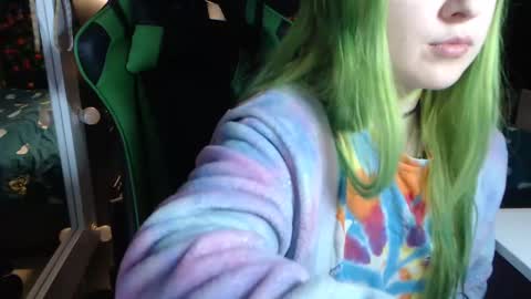 Snapshot of hentaishiing chatting on 02.12.25 Hentaishiing online show from 02.12.25