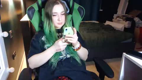 Snapshot of hentaishiing chatting on 11.05.25 Hentaishiing online show from 11.05.25