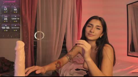 Snapshot of hera_069 chatting on 12.02.24 Hello I am Valentina independent Colombian model I love sensuality and pleasure welcome online show from 12.02.24