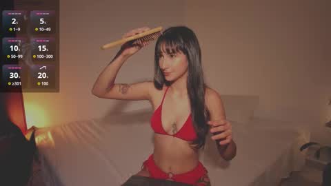 Snapshot of hera_069 chatting on 09.22.25 Hello I am Valentina independent Colombian model I love sensuality and pleasure welcome online show from 09.22.25