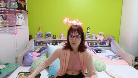 HeraLuna  online show from 04.07.26