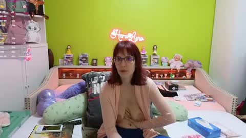 HeraLuna  online show from 04.14.26