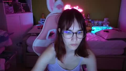 HeraLuna  online show from 07.23.26