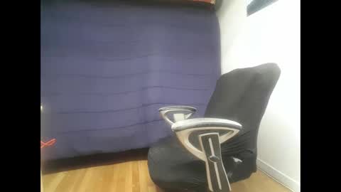 Snapshot of herbigo4 chatting on 10.21.25 herbigo88 snaap online show from 10.21.25