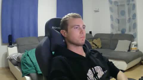 John Pearl online show from 03.07.26