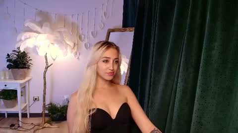 Elise online show from 06.22.26