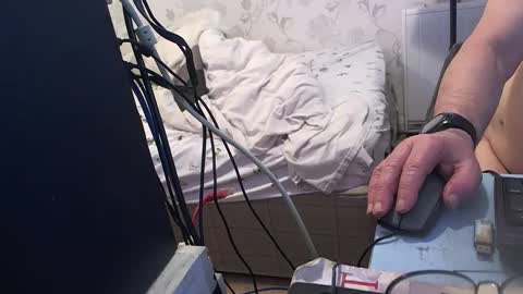 mature online show from 09.22.25