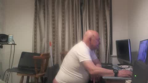 mature online show from 06.08.26