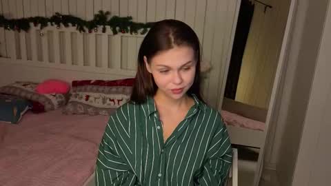 Snapshot of herminasouth chatting on 03.09.26 Nicole online show from 03.09.26