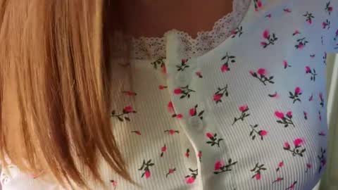 Snapshot of herminasouth chatting on 03.25.26 Nicole online show from 03.25.26