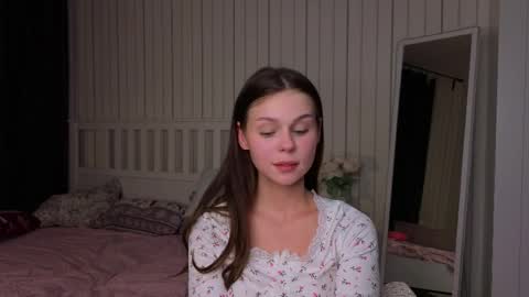 Snapshot of herminasouth chatting on 04.02.26 Nicole online show from 04.02.26