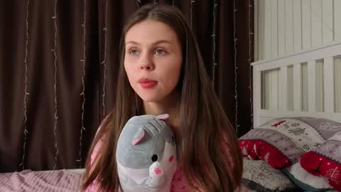 Snapshot of herminasouth chatting on 04.06.26 Nicole online show from 04.06.26