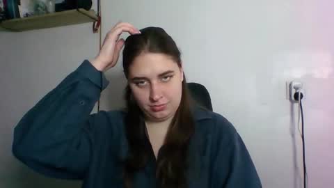 hess_luna_ online show from 10.27.25