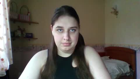 hess_luna_ online show from 02.25.26