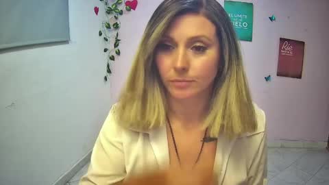 Hestesiaxx online show from 04.07.26