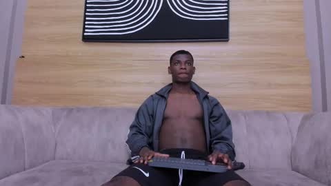 heteros men online show from 10.17.25