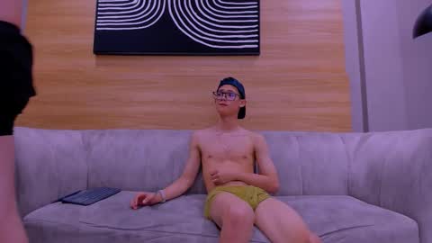 heteros men online show from 12.05.25