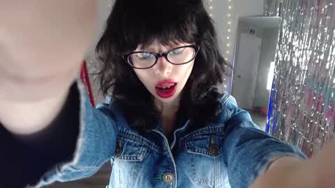 salem online show from 02.09.26