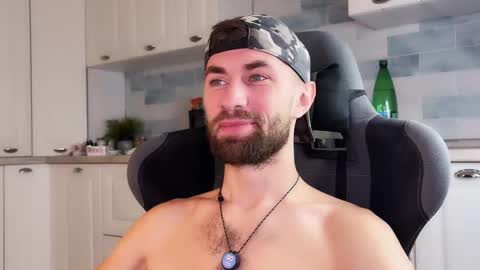 Arnold online show from 11.28.25