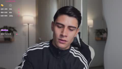 Snapshot of hey_cesard chatting on 02.16.26 hey_cesard online show from 02.16.26