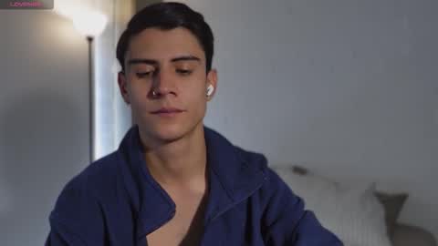 Snapshot of hey_cesard chatting on 02.28.26 hey_cesard online show from 02.28.26