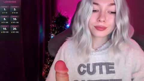  Nora  online show from 01.24.25