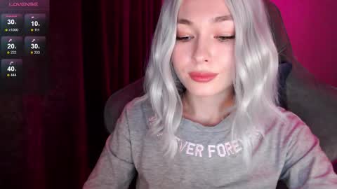  Nora  online show from 10.17.25