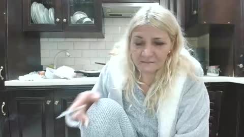 Snapshot of heyheygrey chatting on 03.29.26 Heyheygrey online show from 03.29.26