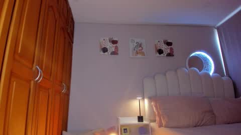 Martina Ricci Show schedule Monday to Friday 8am colombia time I work some weekends  online show from 01.13.26