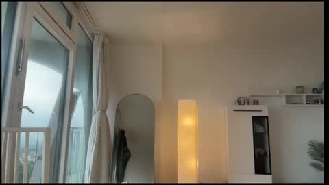 Snapshot of heyskylar chatting on 09.25.25 Skylar online show from 09.25.25