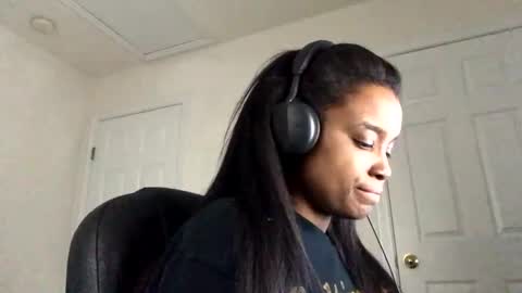 heyyou301990 online show from 11.20.25