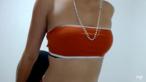 Snapshot of hhayek_eva7 chatting on 12.14.24 Eva online show from 12.14.24