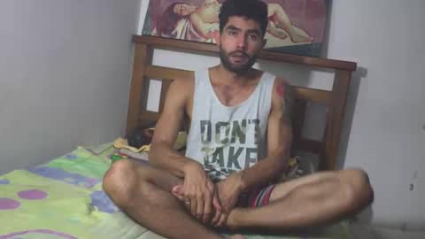 hideonbush online show from 12.15.25