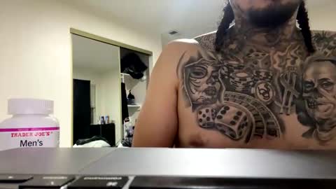 hihello300 online show from 10.06.25