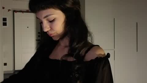 HIHIKA online show from 07.10.26
