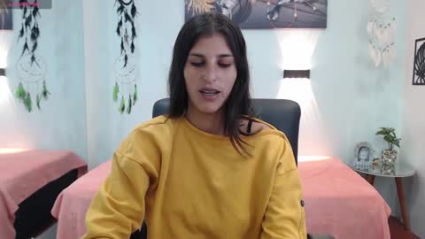 H I L A R Y online show from 01.29.25